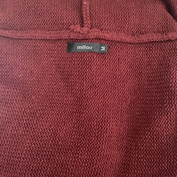 Maroon Asymmetrical Zipper Sweater - Picture 3 of 3